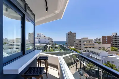 Image de Diamond Views - Luxury Sea Point Apt with views