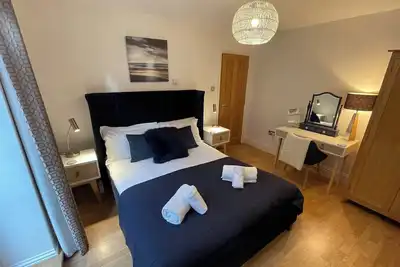 Image de Central Whitby Ground Floor Apt/Dog Friendly/Comfy and Cosy/Lg Smart Tv/FastWiFi