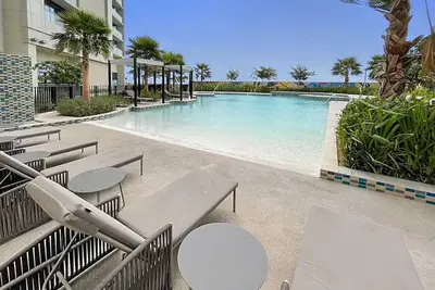 Image de First Class | 1br | Luxe Comfort | Stylish Design