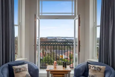 10 Mansion House - Indoor Pool, Sea Views, Gym