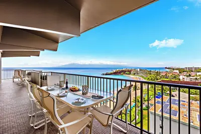 Image de Ocean Frnt steps from beach, dining, shopping 1202