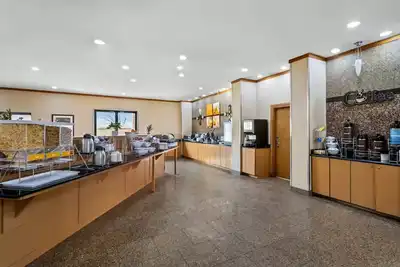 Image de Family-Friendly Suite Near Ufo Museum and Research Center! Free Breakfast!