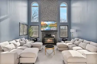 Image de Spacious Retreat w/ Pool, Hot Tub & Game Room