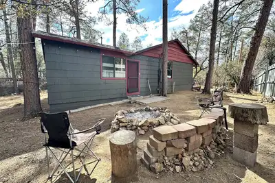 Image de Cozy Pines Cabin in Prescott - 3bd/2ba