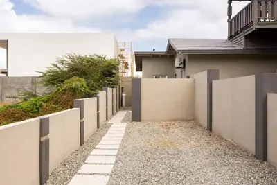 Image de Tiny Endless Summer 2br-2ba Apt