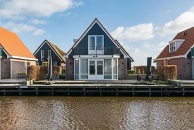 Image de Detached Villa overlooking the inner harbour and newly developed Watervilla's