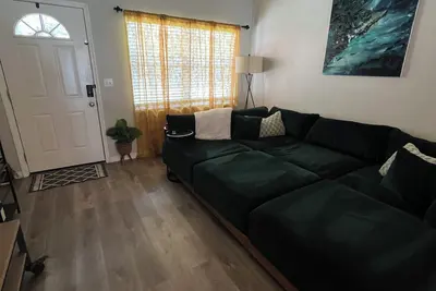 Image de Lovely 3-bedroom oasis with pool 10 mins from beach and 25 from St. Pete