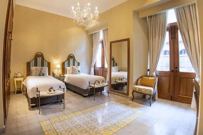 Image de San Felipe Junior Suite: Historia, Encanto y Comodidad