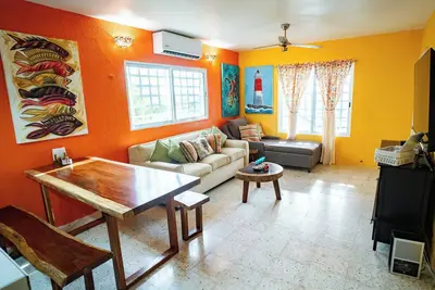 Image de Newly remodelled, solar panels, modern amenities