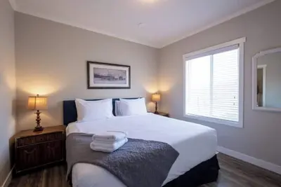 Lakeview Cottage in Orchard - Pet Friendly and Central