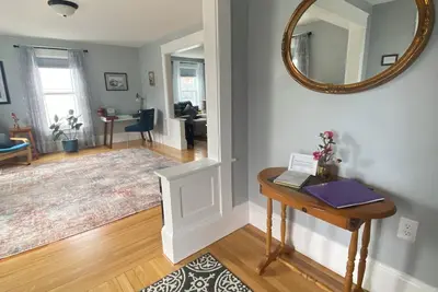 Image de Cozy 3 bedroom in a friendly neighborhood close to I-93!