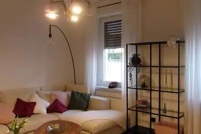 Image de Central, cozy apartment with its own terrace and private parking space