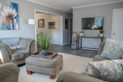 Image de Cozy & Convenient Cottage
