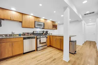 Image de Easy city living 2 bed 2 bath with private patio