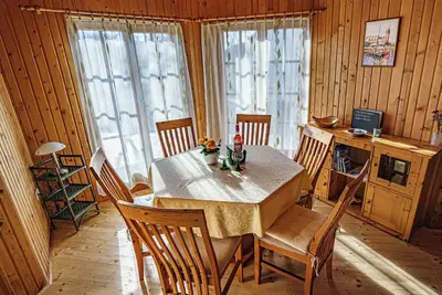 Image de Air-conditioned wooden house 800 meters from the lake with 4 bedrooms