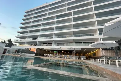 Image de Spacious beach front condo, 4-bedroom  4 bathroom in beautiful Bucerías