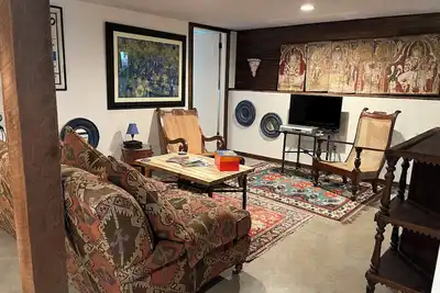 Image de Garden Apartment in Hip Mississippi Neighborhood