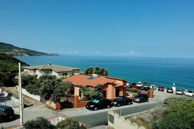 Image de Sea view apartment 30 meters from the beach - Villa Maragnani