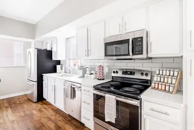 Image de Luxury Downtown Townhome w/ Private Garage Unit 11