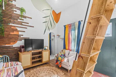 Image de Secluded Tiny Home in Exclusive Paris Mountain!