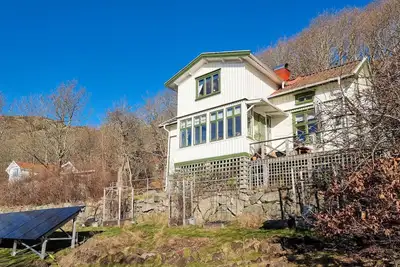 Image de Belle maison à Nösund avec vue sur la.