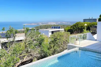 Image de Maria Nazaré - 3bedrooms, ocean view, private pool & Bq, close to the beach