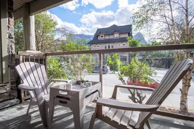 Image de ★ Cozy King Suite with Beautiful Mt. Views