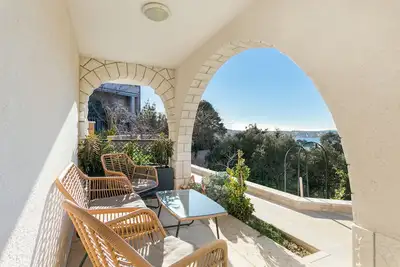 Image de Appartement d'une chambre avec la terrasse et la vue sur le mer Trogir (A-23979-a)
