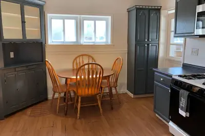 Image de Private house with 3 bedrooms and 1 bathroom and free parking convenient to Nyc Manhattan bus and train