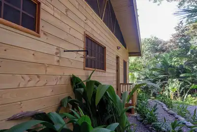 Image de Rainbow Lodge Costa Rica – Jungle Retreat Near Playa Linda with Pool & Yoga Deck
