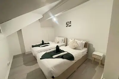 Image de Cosy Contractor Haven – Sleeps 4