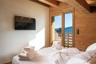 Image de Chalet Imperial 12 pers - Piscine - Sauna