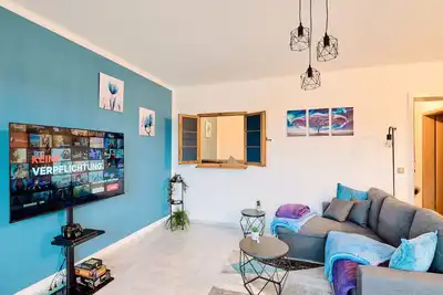 Image de Appartement 'Blue Design - Quiet - Workplace' avec balcon et Wi-Fi