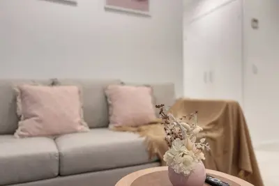 Image de Art House 2 King +Sofa Bed Free Parking Southbank