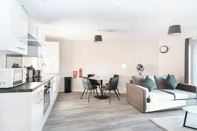 Image de Bright & Spacious 2 Bedroom Manchester Apartment