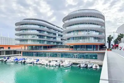 Waterfront Suite 1