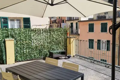 Image de Apartment in the center of town with magnificent terrace and view of Ligurian houses