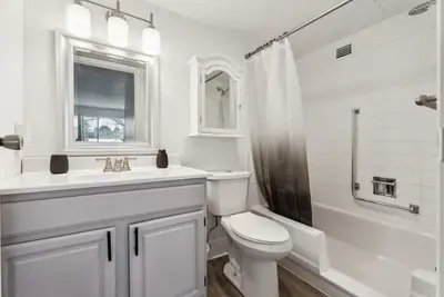 Image de Legacy at Imperial Village 314 I 2 Bed 2 Bath