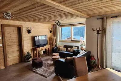Image de Chalet 3 pièces avec Wifi, parking et terrasse à Châtel