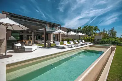 Image de Please Inquire Before Booking – Luxury Villa