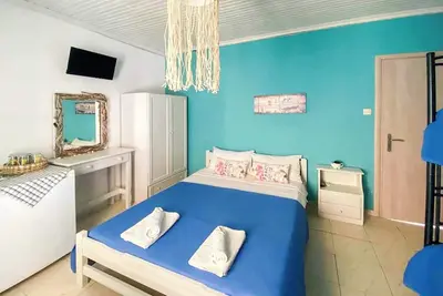 Image de Alonnisos Beachfront Nest - Cozy Summer Gem