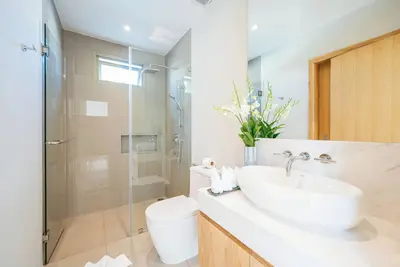 Image de Peaceful and stylish 3 bedrooms pool villa Phuket, with WiFi and fitness room