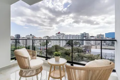 Image de Luxury apt city views in the center of the city