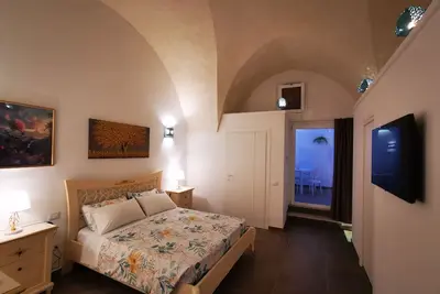 Image de Romantic Suite in the District of Ceramics in Puglia