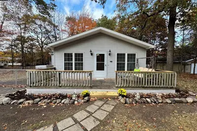 Image de The Breezy Birch House- 0. 25 miles from the beach