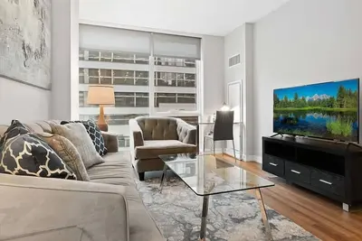 Image de Historic Brookline 2br w/ Easy Boston Access, nr T Station & Fenway