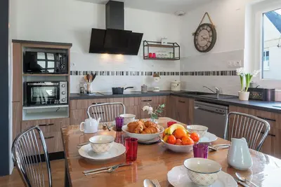 Image de Le Jovia - Cour extérieure - Wifi