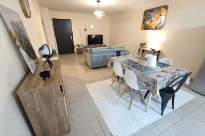 Image de Cosy appartement en résidence en centre de St Denis