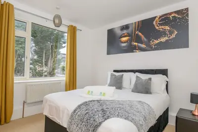Image de Pass the Keys | Divine Spring Escape - Spacious Home-Roundhay Park