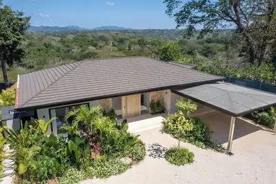 Image de Luxury Hillside Villa with Breathtaking Views & Private Infinity Pool